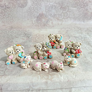 外貿(mào)版卡通復(fù)古小熊和貓咪微景觀(guān)擺件